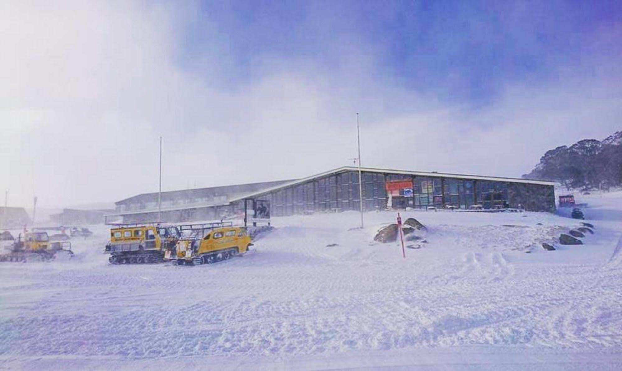 The Man From Snowy River Hotel Perisher Valley Exterior photo