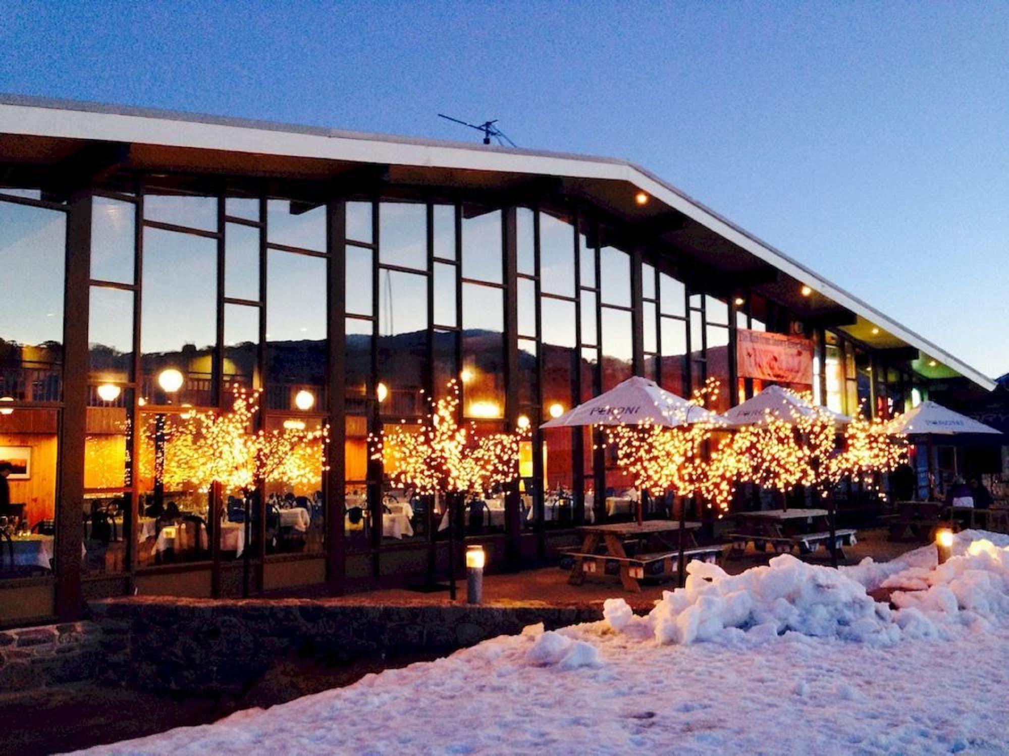 The Man From Snowy River Hotel Perisher Valley Exterior photo